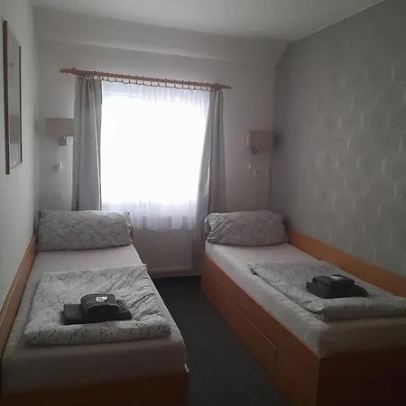 V Maštali 3*