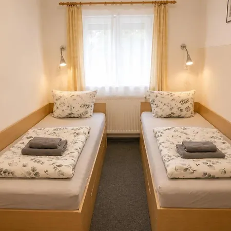 Vendégház V Mastali 3*